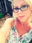 Kaetzchen29 sucht Sex Kontakt