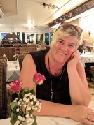 Schnurrkatzle sucht Sex Kontakt