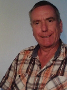 Haselnuss sucht Sex Kontakt