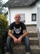 leon74 sucht Sex Kontakt
