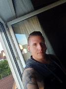 Dsaster sucht Sex Kontakt