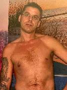 OrgasmusKing88 sucht Sex Kontakt