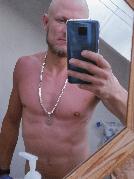 SawebeChained sucht Sex Kontakt