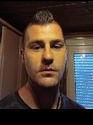 Yan4993 sucht Sex Kontakt